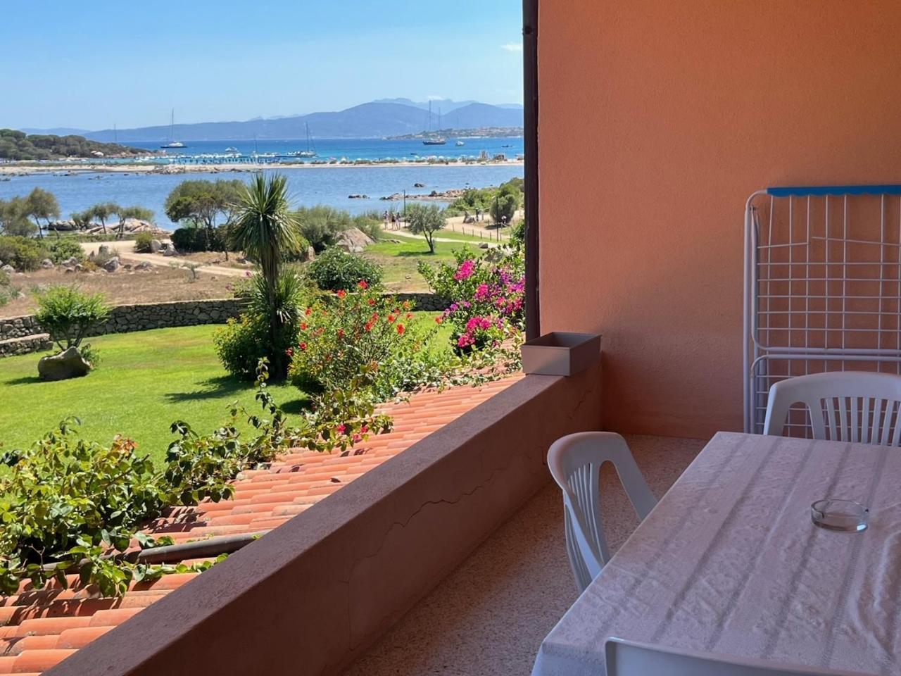 Residence Porto Coda Cavallo Сан-Теодоро Экстерьер фото