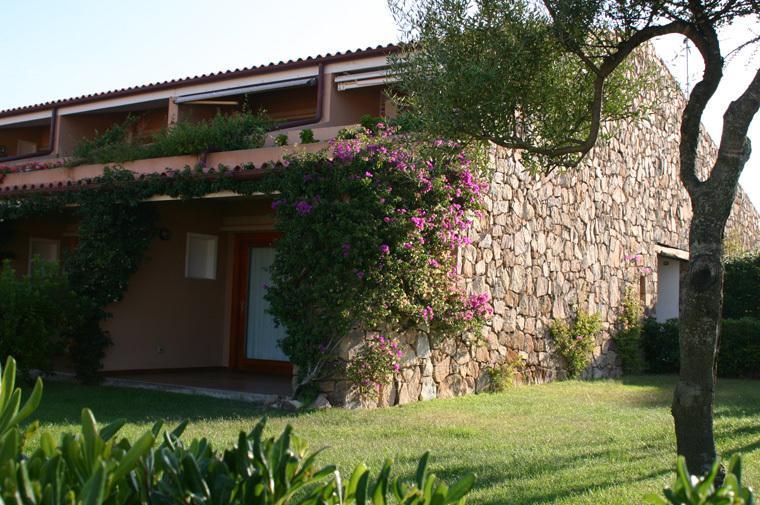 Residence Porto Coda Cavallo Сан-Теодоро Экстерьер фото