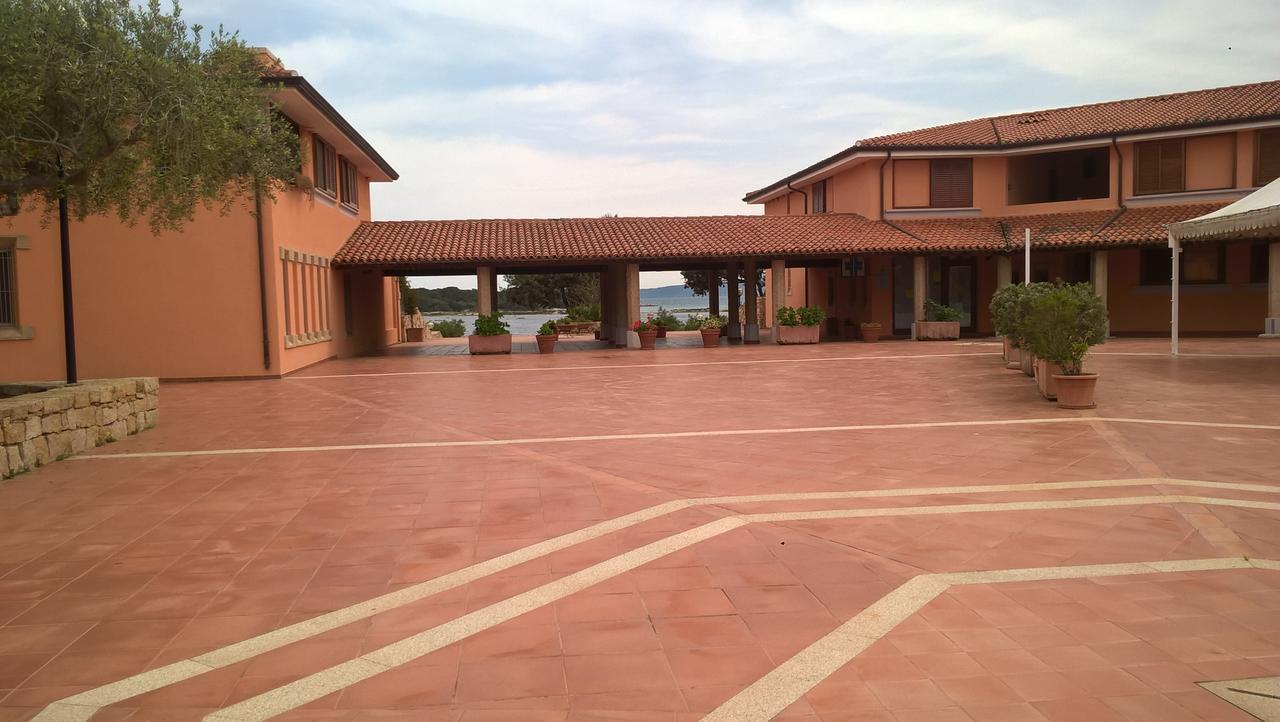 Residence Porto Coda Cavallo Сан-Теодоро Экстерьер фото